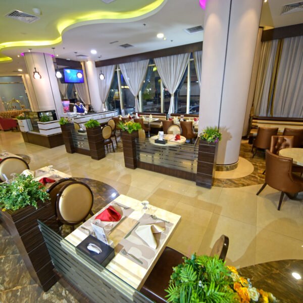 AFP 1563 1 600x600