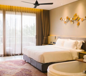 Luxury bedroom hotel 360x320
