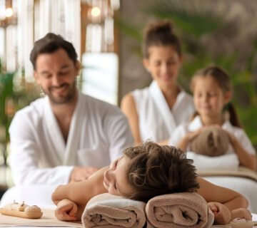 Visual family having wellness day with activities like massages relaxation techniques 360x320